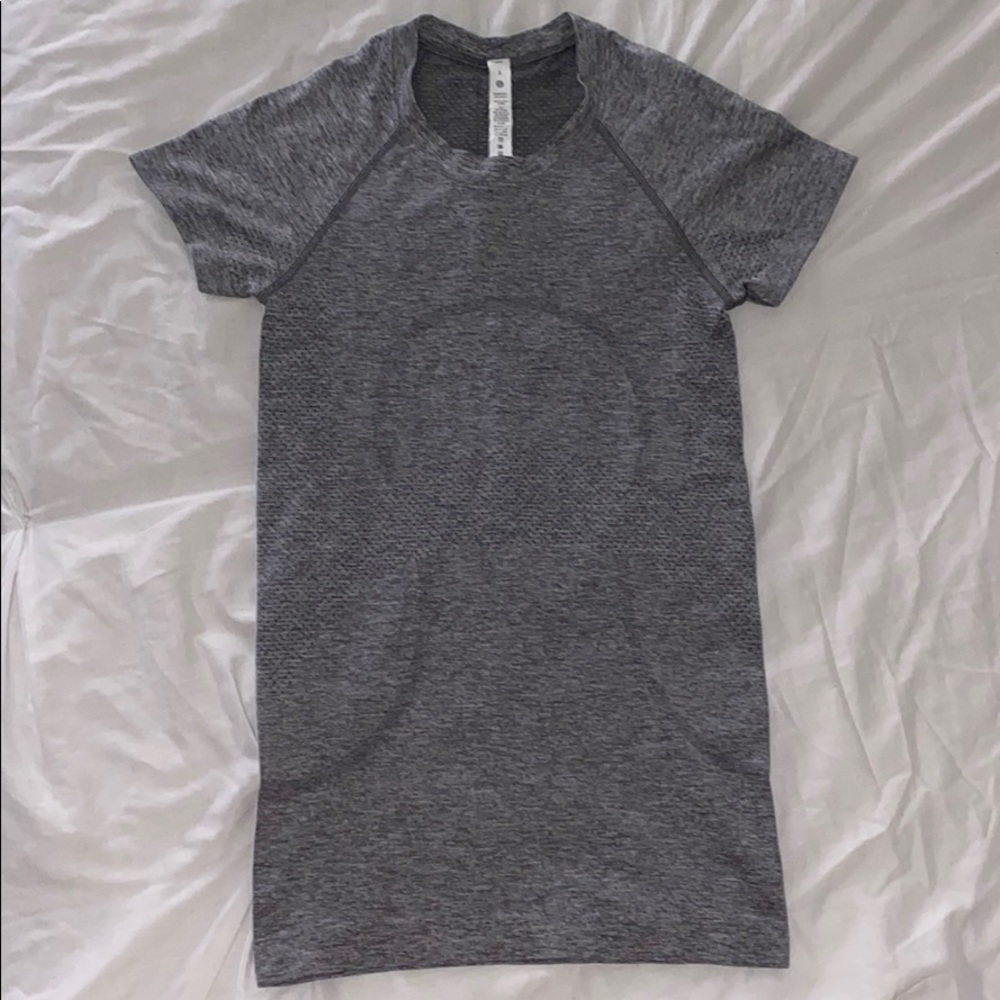 LULULEMON Swiftly Tech Short Sleeve